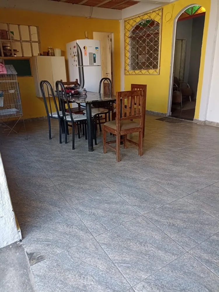 Casa, 4 quartos, 193 m² - Foto 1