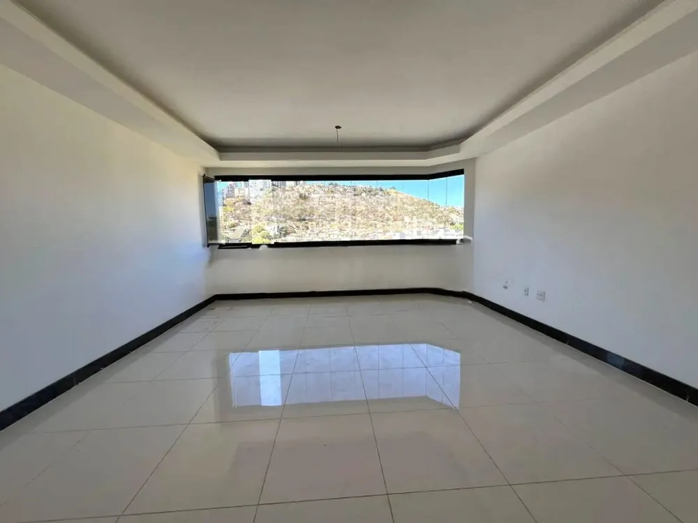Apartamento, 3 quartos, 109 m² - Foto 2