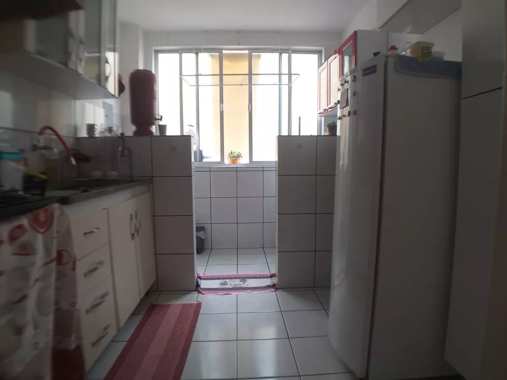 Apartamento à venda com 3 quartos, 56m² - Foto 4