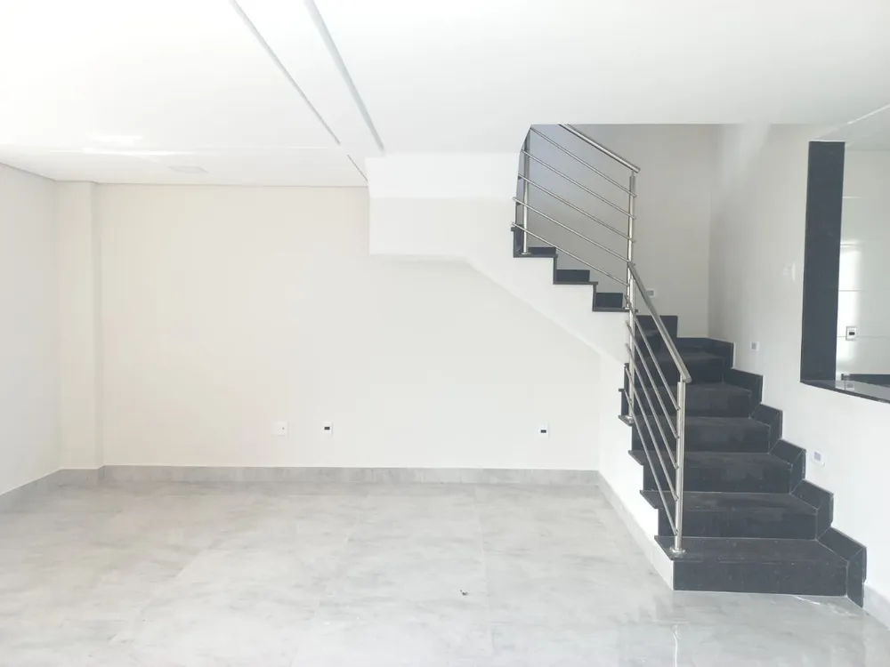 Casa, 3 quartos, 195 m² - Foto 2