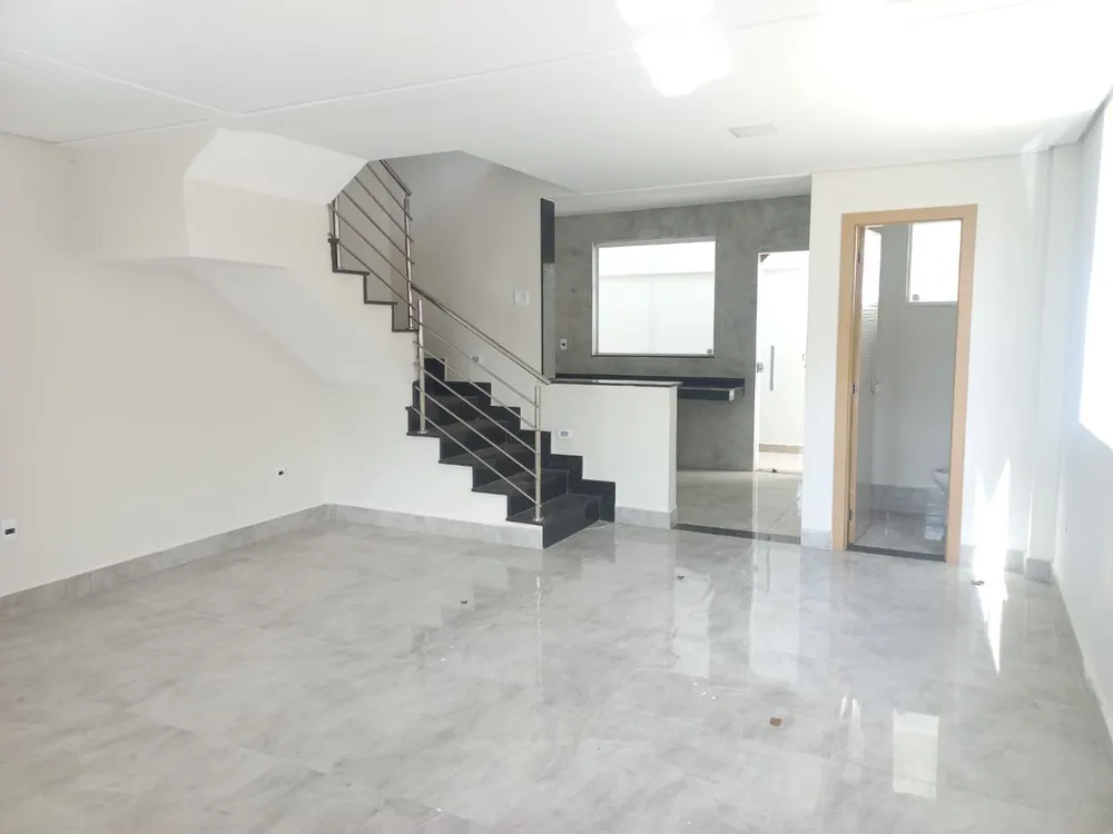 Casa, 3 quartos, 195 m² - Foto 1