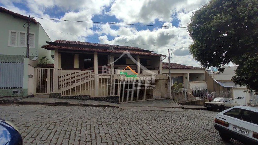Casa, 3 quartos, 270 m² - Foto 2