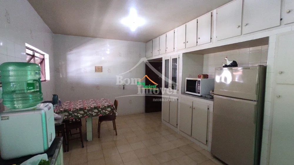 Casa, 3 quartos, 270 m² - Foto 11