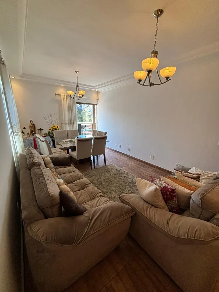 Casa, 3 quartos, 242 m² - Foto 3
