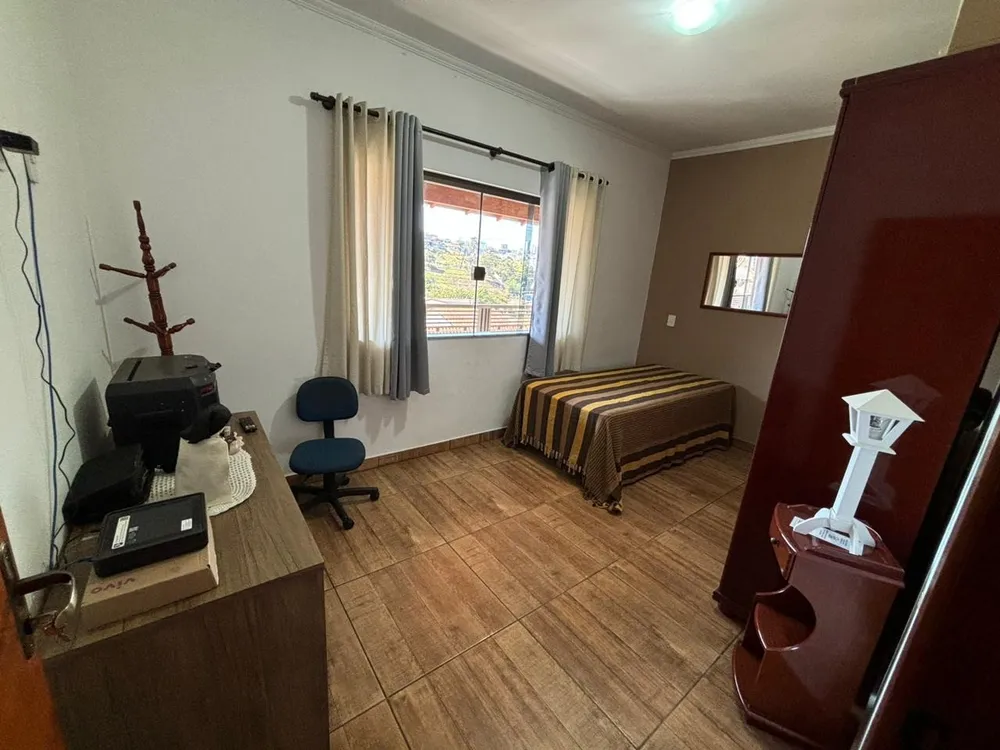 Casa, 3 quartos, 242 m² - Foto 10