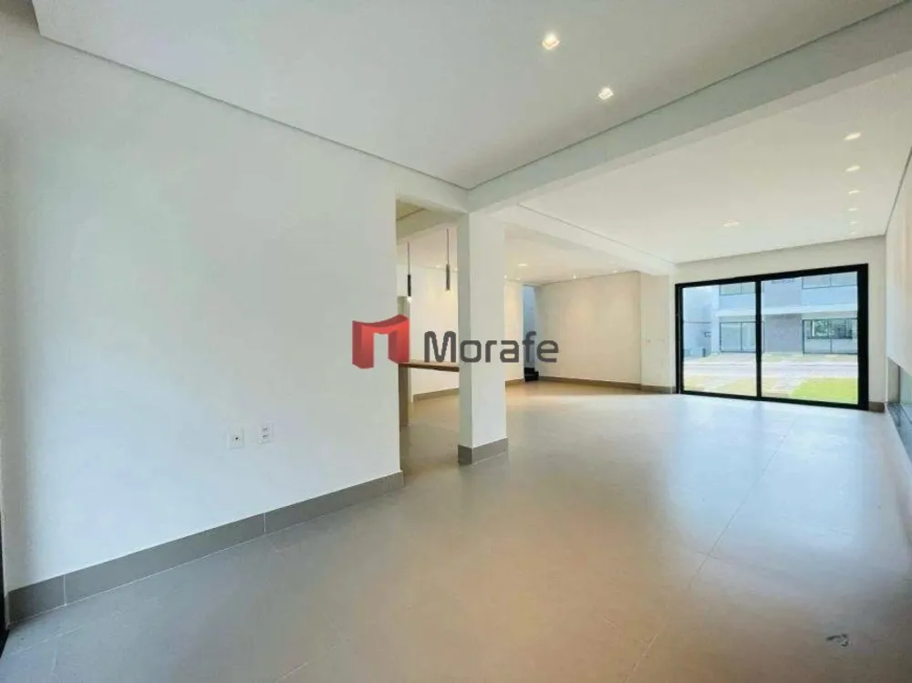 Casa, 3 quartos, 190 m² - Foto 1