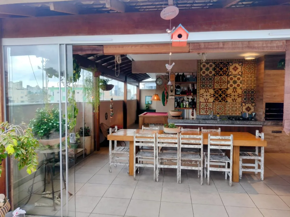 Cobertura, 3 quartos, 174 m² - Foto 2
