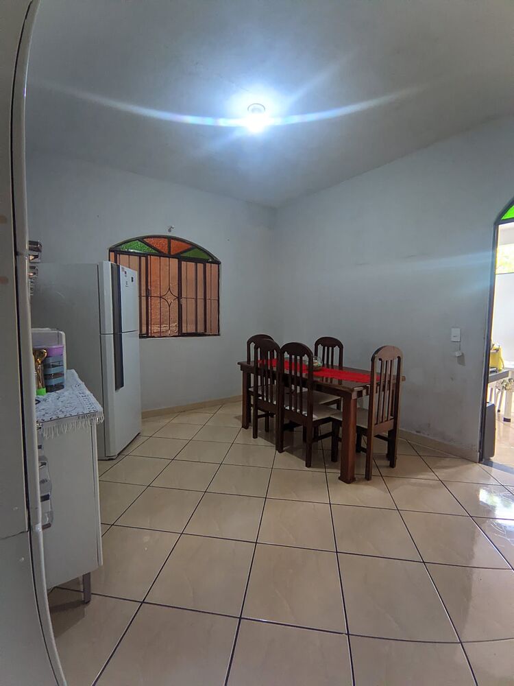 Casa à venda com 2 quartos, 135m² - Foto 4