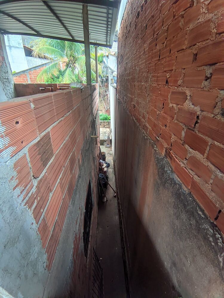 Casa à venda com 2 quartos, 135m² - Foto 1