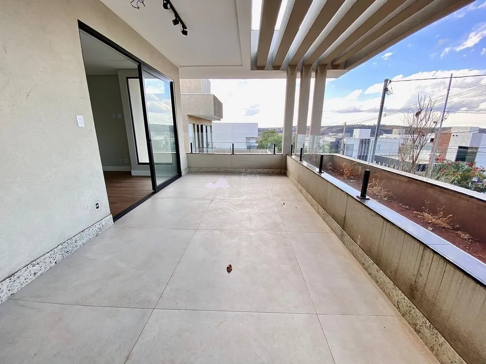 Casa, 4 quartos, 240 m² - Foto 18