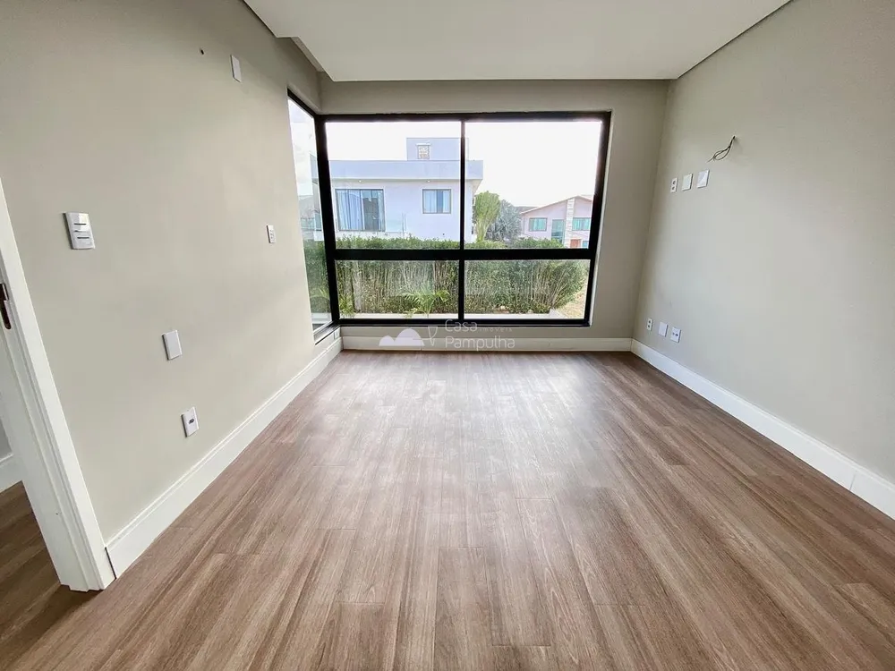 Casa, 4 quartos, 240 m² - Foto 24
