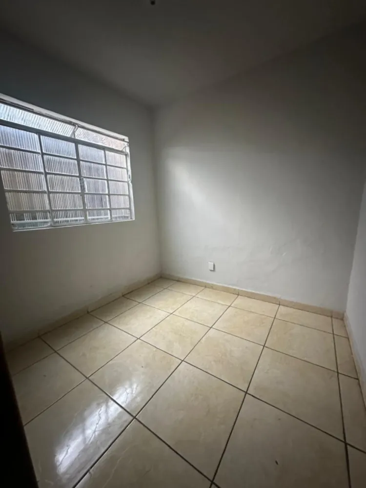 Casa, 4 quartos, 190 m² - Foto 1