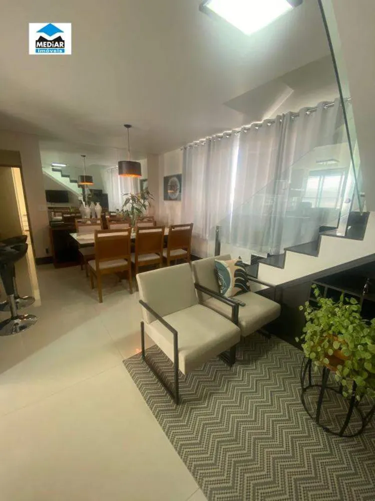 Cobertura, 4 quartos, 231 m² - Foto 1
