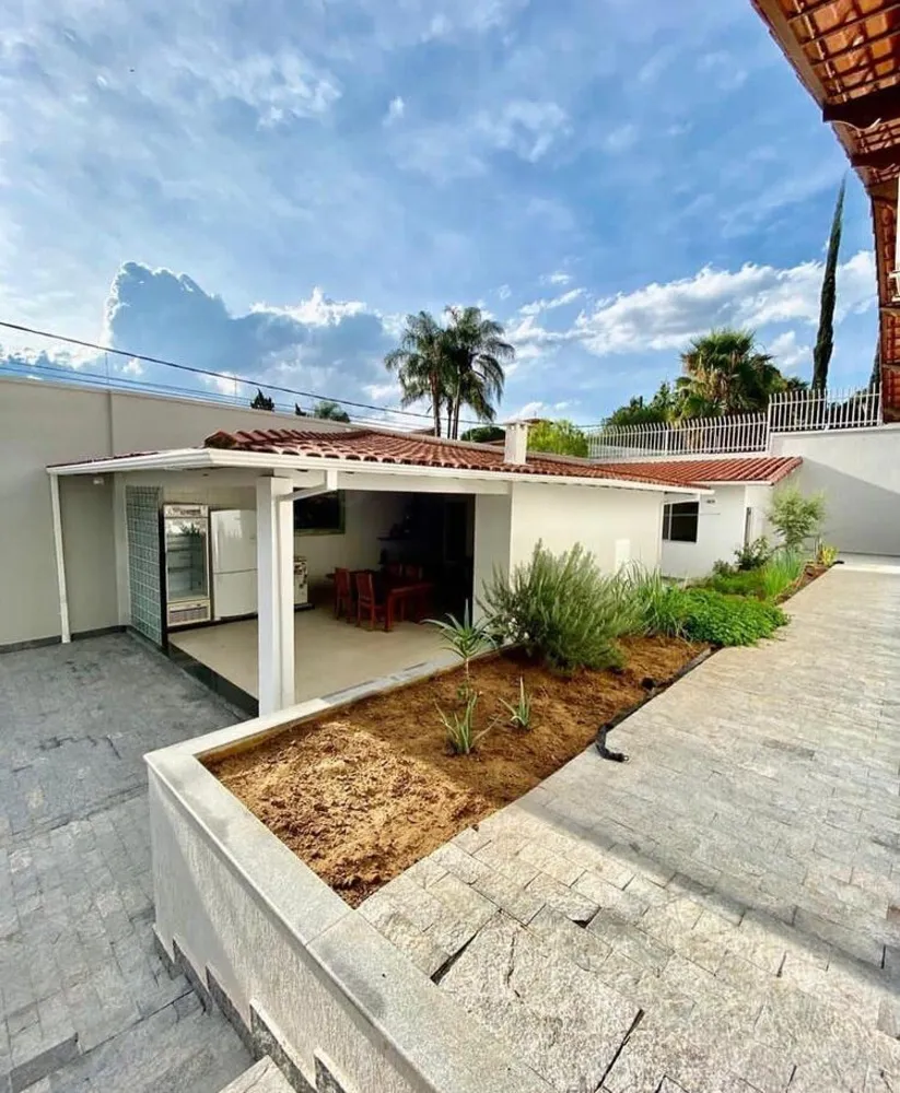 Casa, 5 quartos, 1300 m² - Foto 3