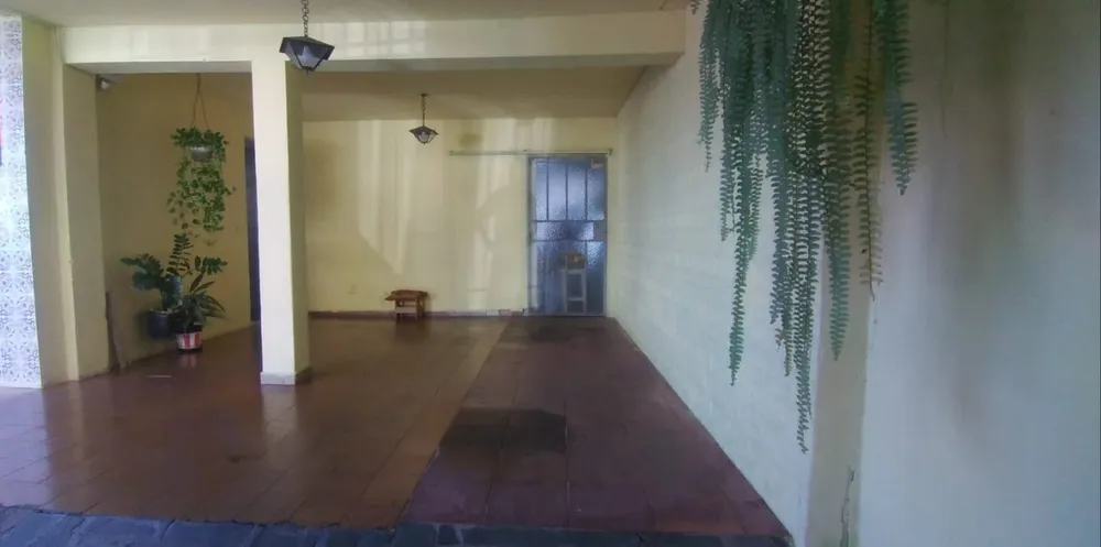 Casa, 3 quartos, 250 m² - Foto 1