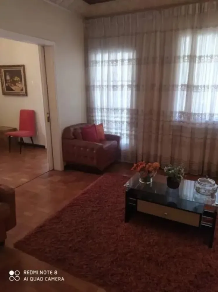 Casa, 4 quartos, 240 m² - Foto 1