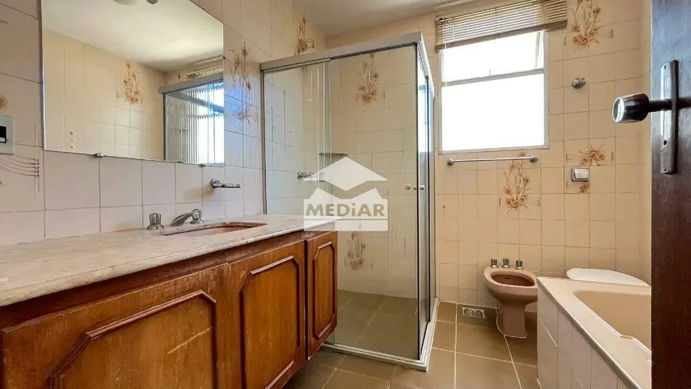 Apartamento, 4 quartos, 220 m² - Foto 2