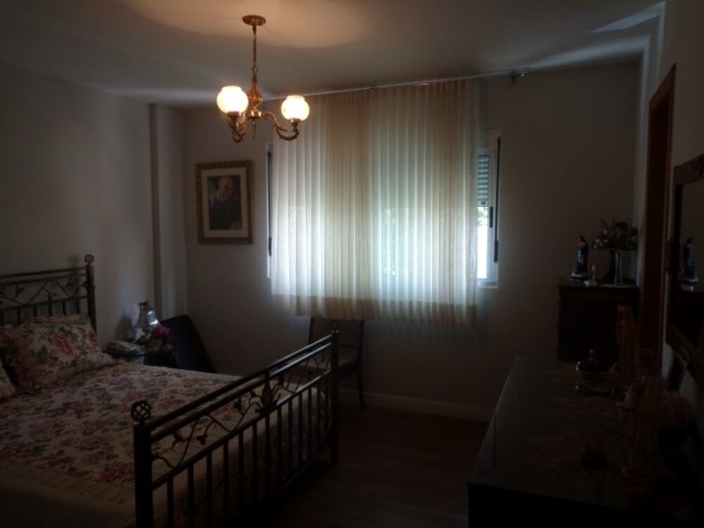 Apartamento à venda com 4 quartos, 150m² - Foto 7