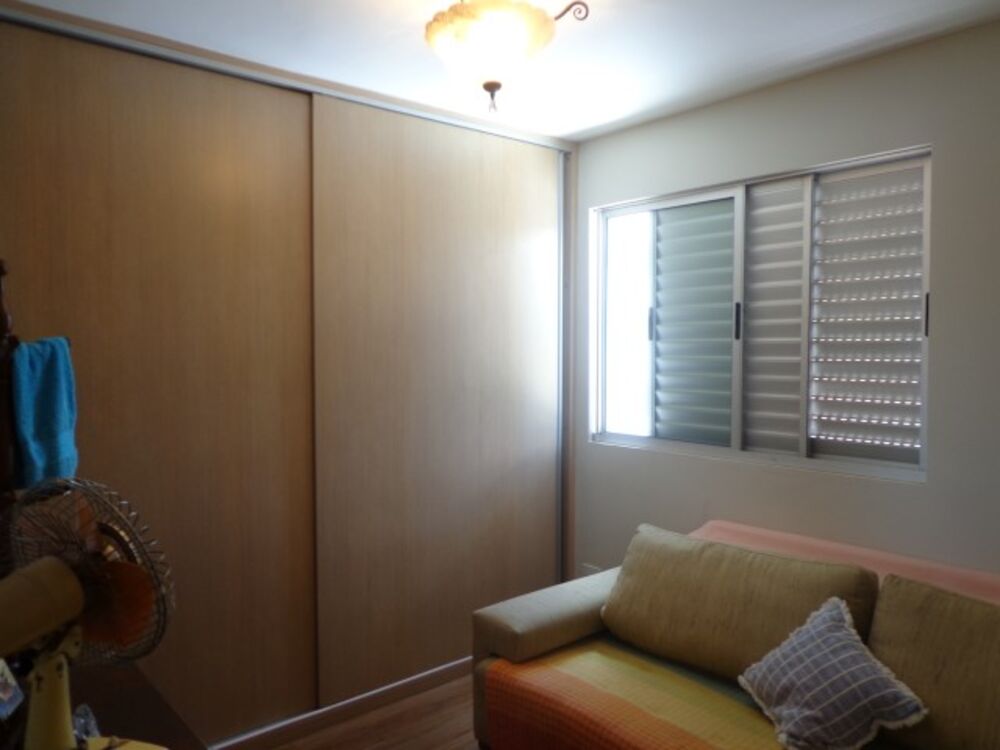 Apartamento à venda com 4 quartos, 150m² - Foto 4