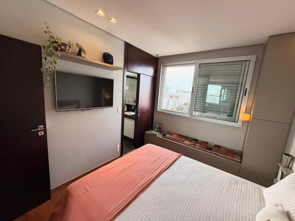 Apartamento, 3 quartos, 137 m² - Foto 1