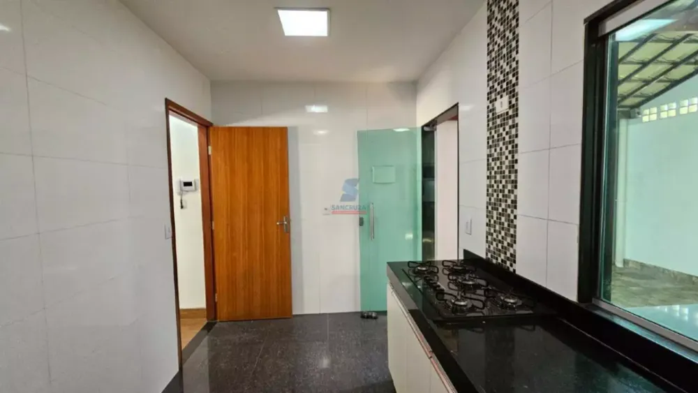 Casa, 4 quartos, 245 m² - Foto 11
