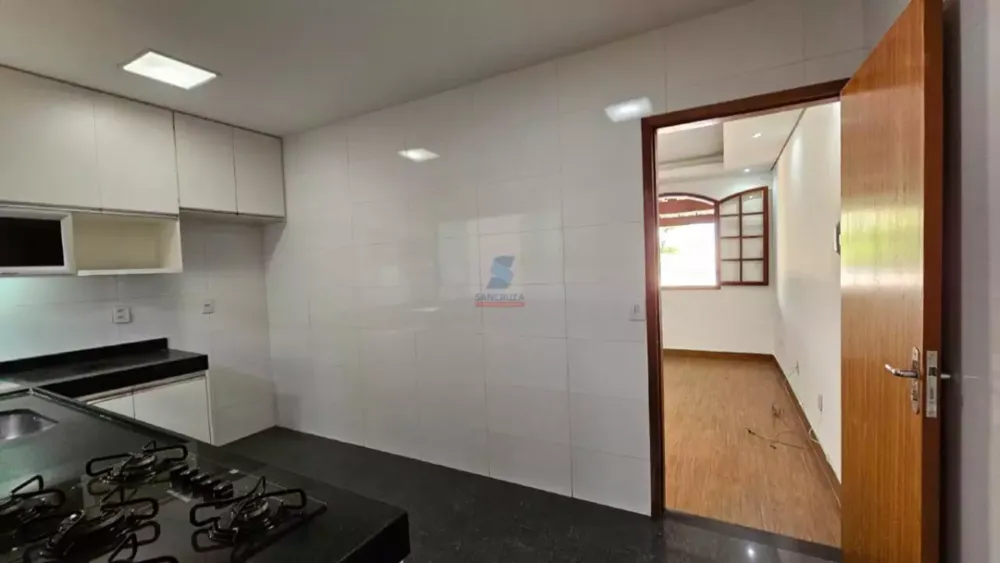Casa, 4 quartos, 245 m² - Foto 19