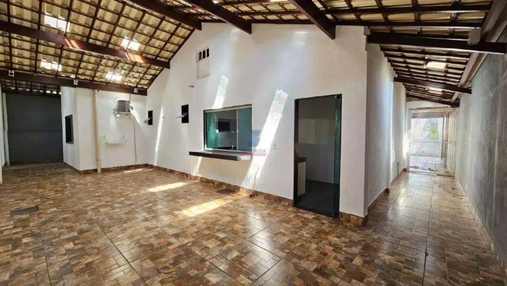 Casa, 4 quartos, 245 m² - Foto 2