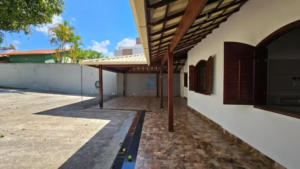 Casa, 4 quartos, 245 m² - Foto 3