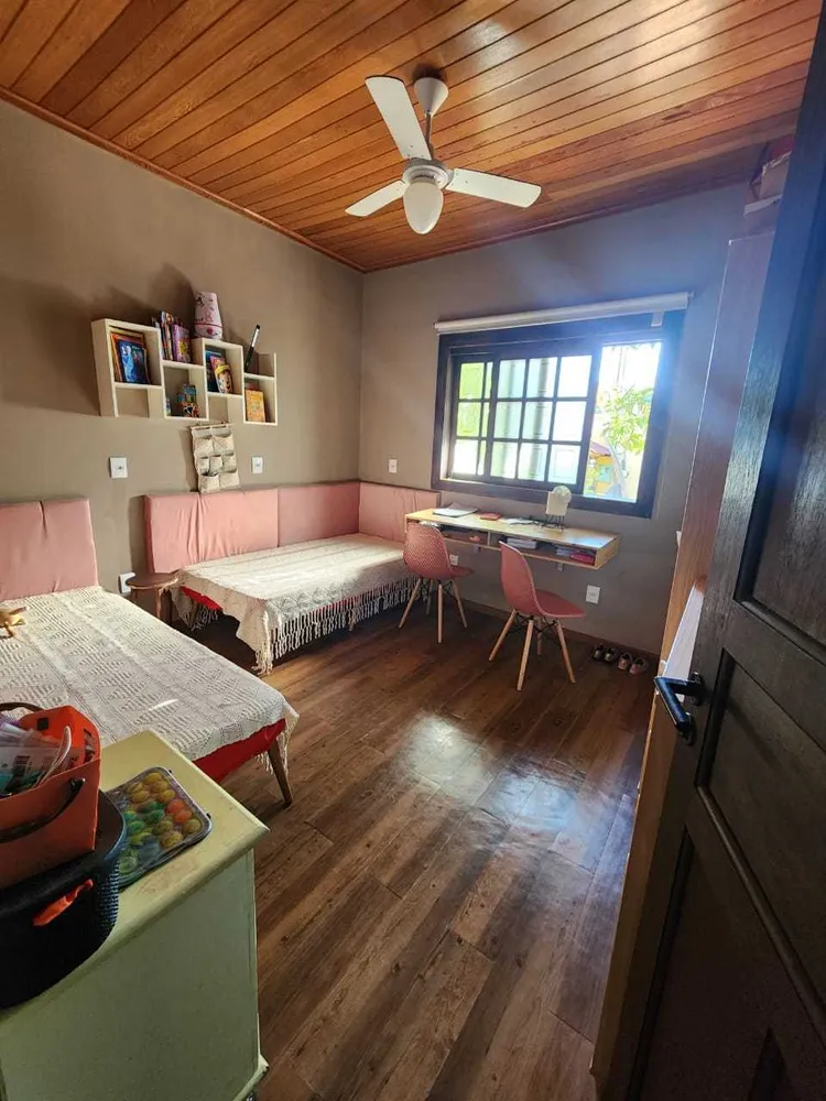 Casa, 4 quartos, 300 m² - Foto 4