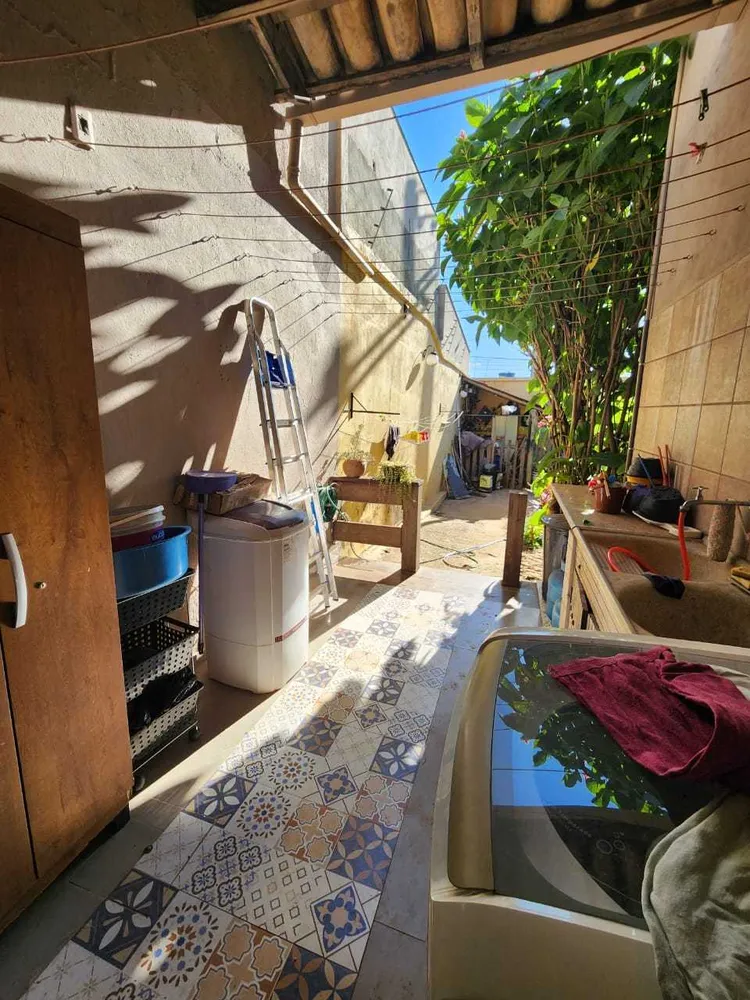 Casa, 4 quartos, 300 m² - Foto 1