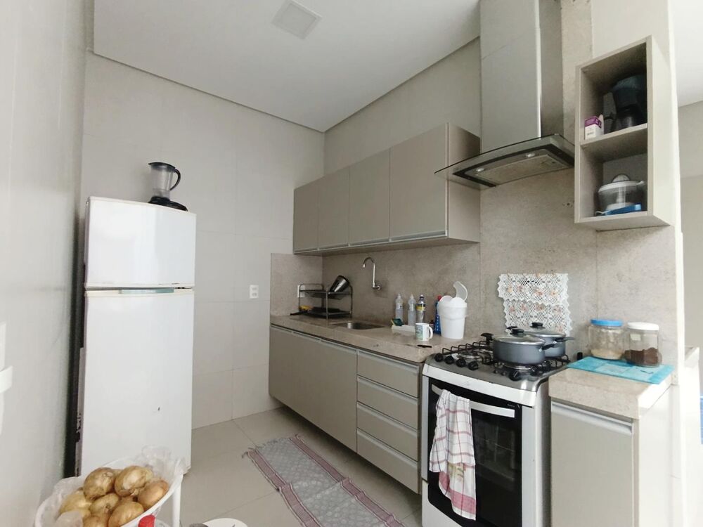 Casa de Condomínio à venda com 4 quartos, 420m² - Foto 2