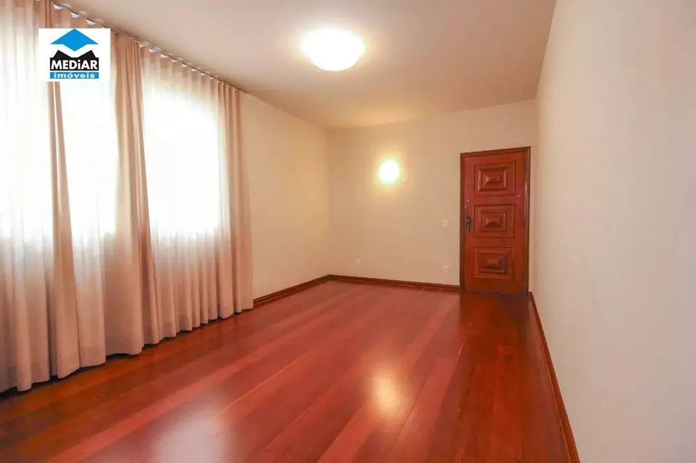 Apartamento à venda com 3 quartos, 80m² - Foto 1