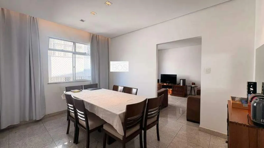 Casa, 5 quartos, 325 m² - Foto 3