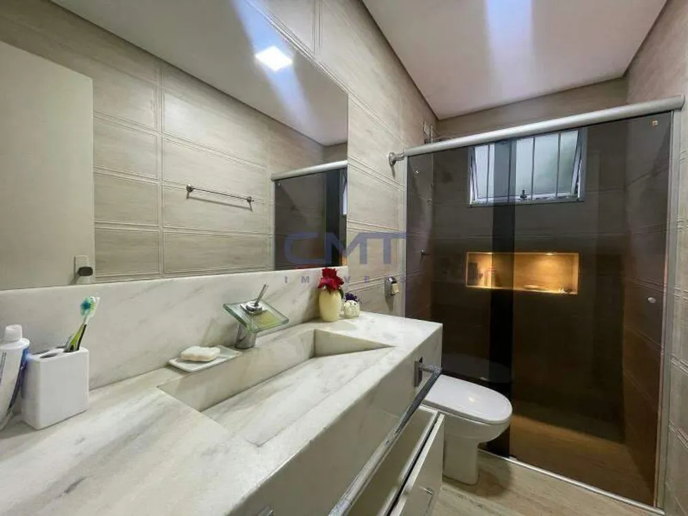 Casa, 5 quartos, 325 m² - Foto 8
