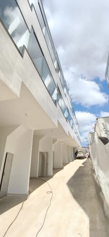 Casa, 2 quartos, 70 m² - Foto 1