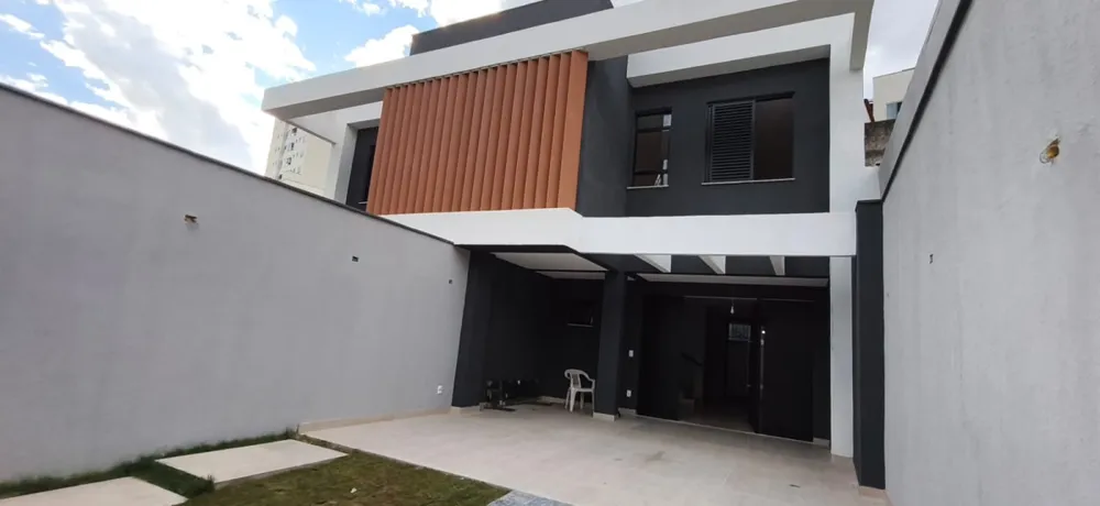 Casa, 3 quartos, 180 m² - Foto 1