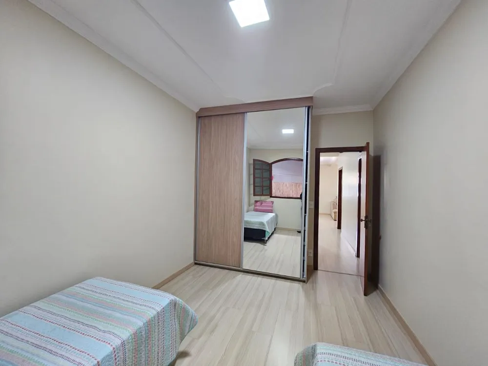 Casa, 4 quartos, 340 m² - Foto 6