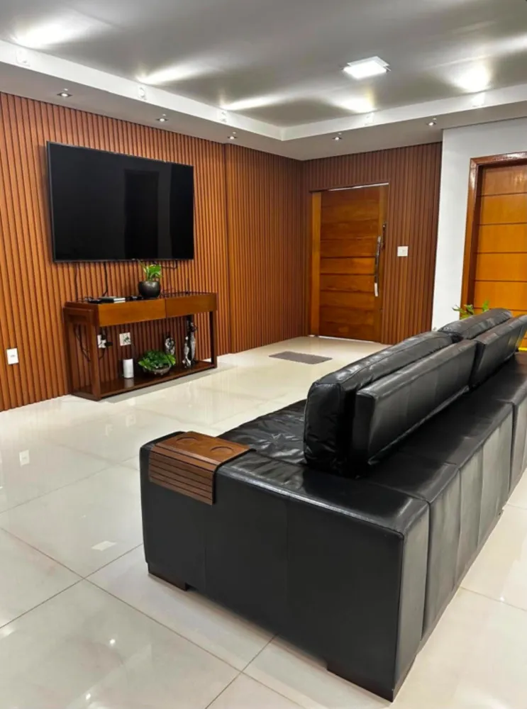 Casa, 5 quartos, 360 m² - Foto 1