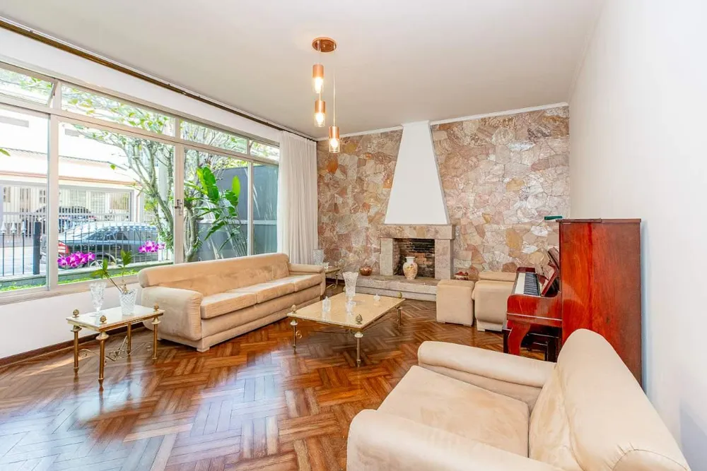 Casa, 3 quartos, 305 m² - Foto 1