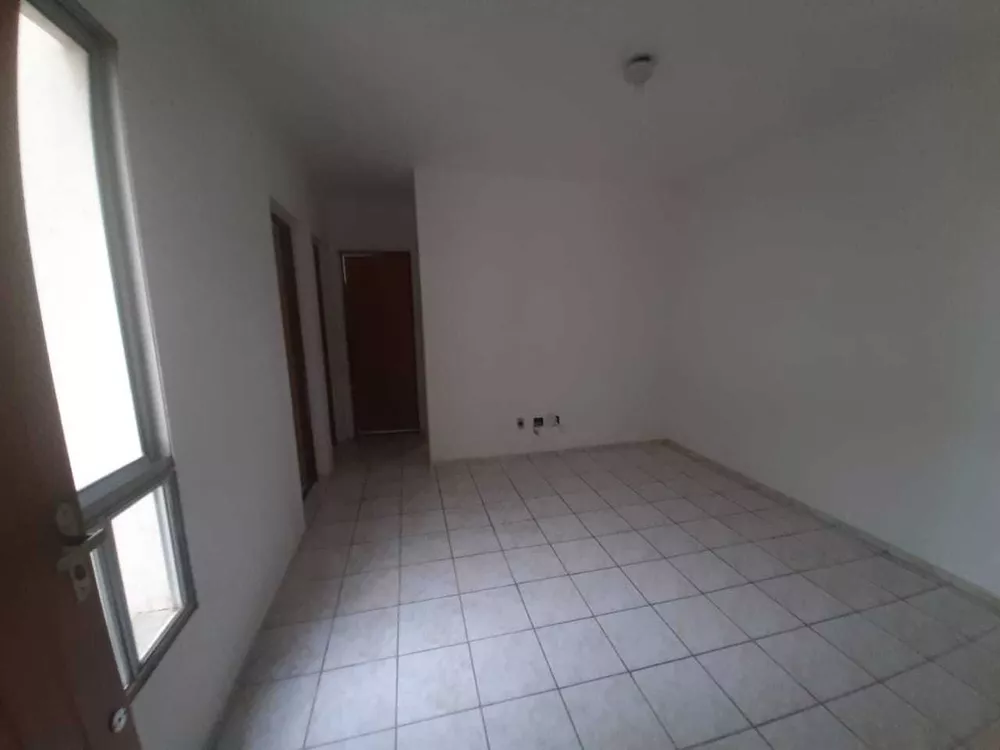 Apartamento à venda com 2 quartos, 45m² - Foto 1