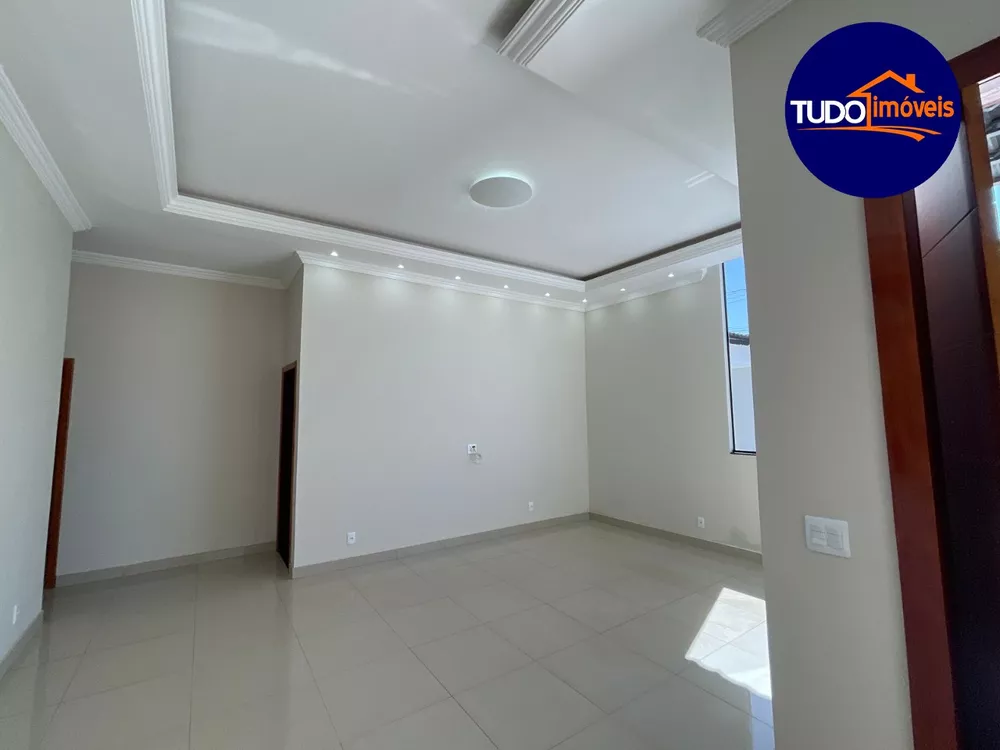 Casa à venda com 3 quartos, 202m² - Foto 10