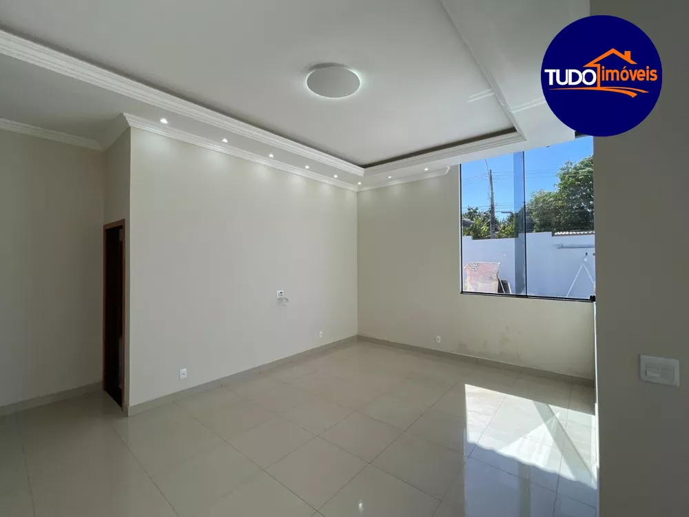 Casa à venda com 3 quartos, 202m² - Foto 7