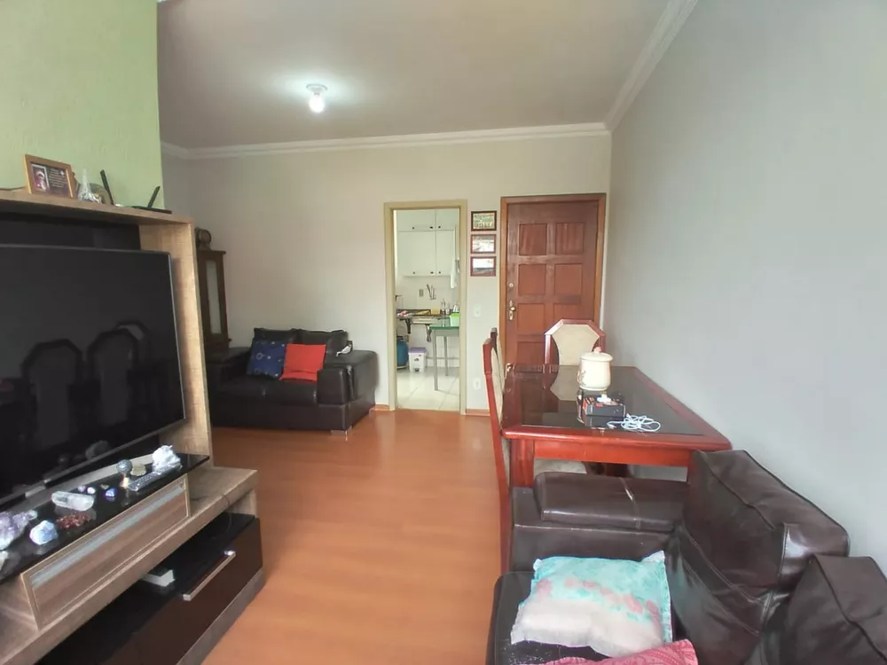 Apartamento à venda com 3 quartos, 70m² - Foto 1