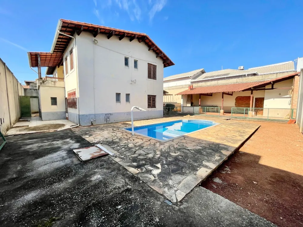Casa, 5 quartos, 450 m² - Foto 1