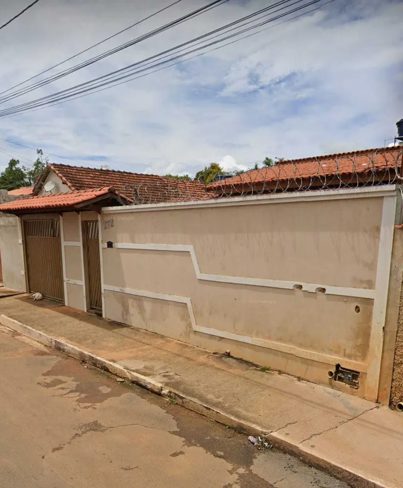 Casa, 2 quartos, 300 m² - Foto 1
