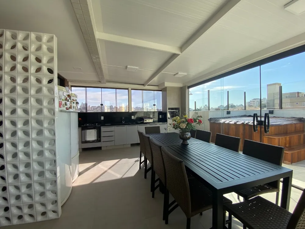Cobertura, 3 quartos, 166 m² - Foto 1