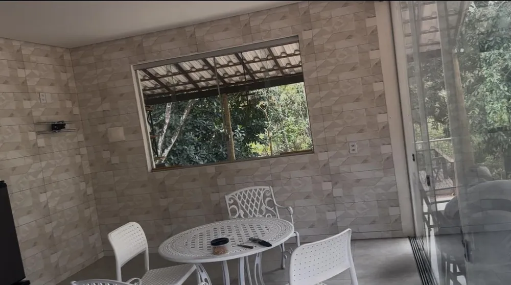 Casa, 3 quartos, 250 m² - Foto 1