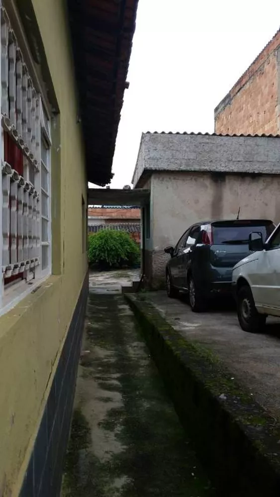 Casa à venda com 3 quartos, 200m² - Foto 4