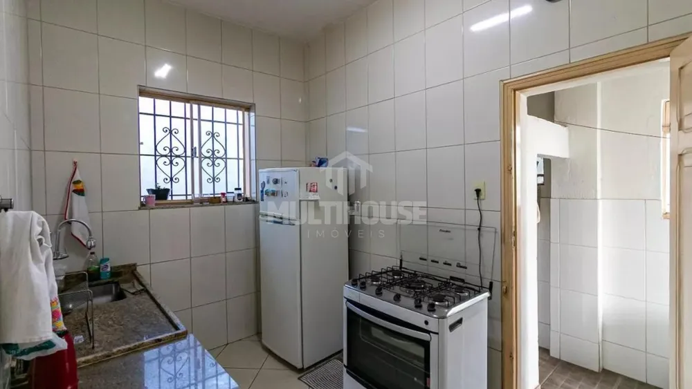 Casa, 3 quartos, 250 m² - Foto 4