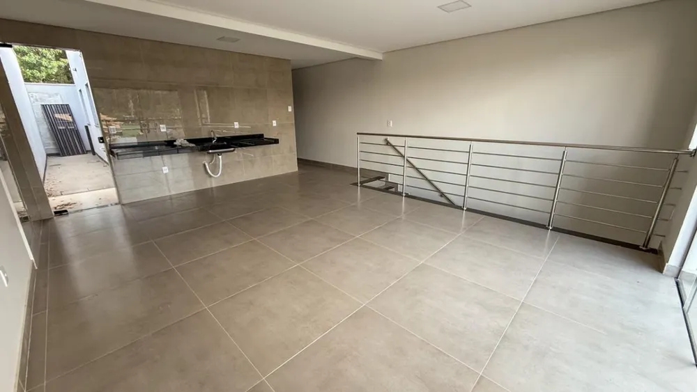 Casa, 3 quartos, 129 m² - Foto 1